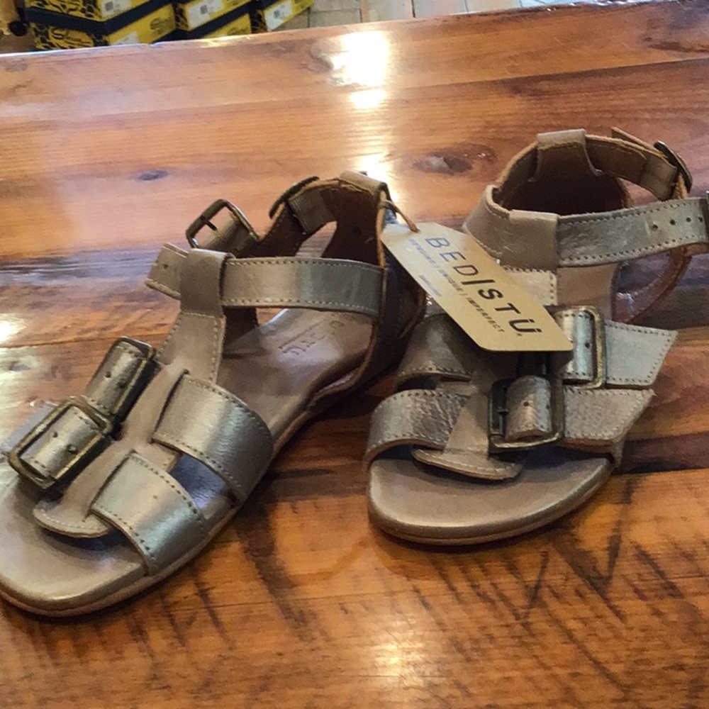 Bedstu sandal